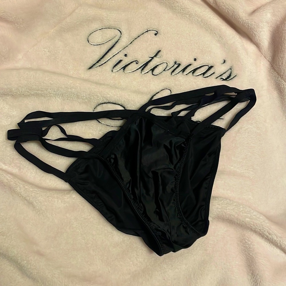 Victoria’s Secret Bikini style black size medium